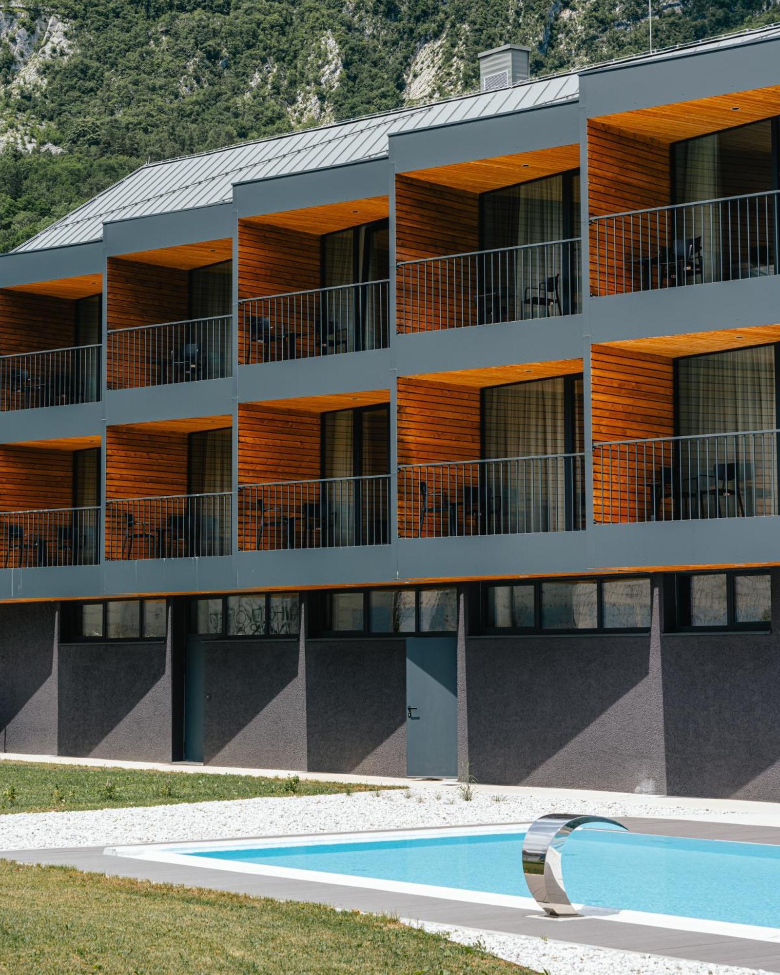 Hotel Soca โบเว็ก ภายนอก รูปภาพ